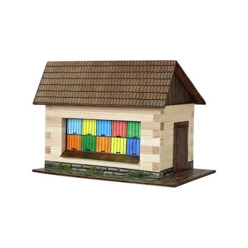 Faház építő játékok - Fa épületmakettek - Faház méhészeti fallal